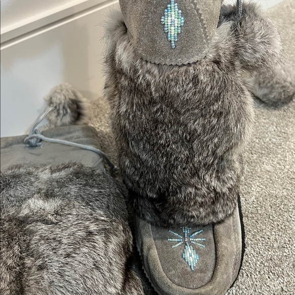 MUK LUKS Gray Rabbit Fur Winter Boots - Picture 4 of 4